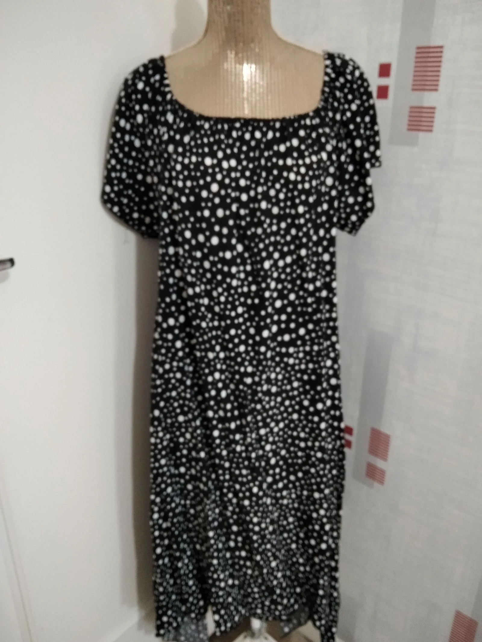 Jolie robe Comeng 